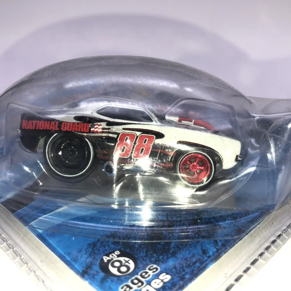 Winner's Circle Nascar Dale Earnhardt Jr 69 Chevrolet Camaro National Guard 1/64